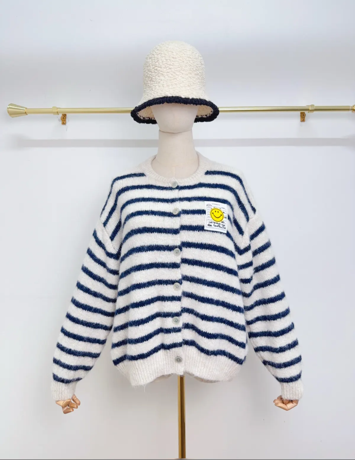 Smiley Patch Cardigan Streifen
