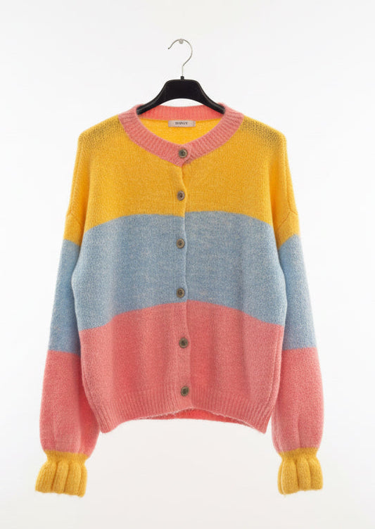 Cardigan Bunt