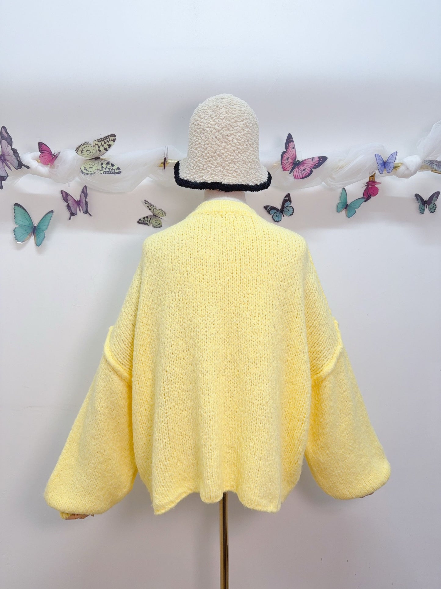 Cardigan Goldknöpfe