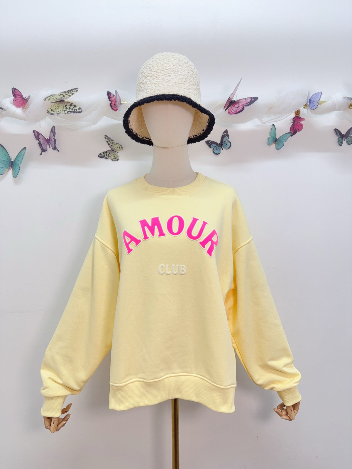 Sweater Amour Club