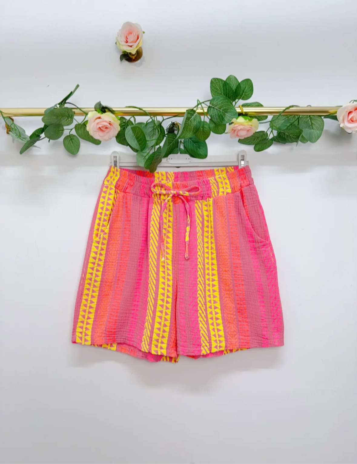 Musselin Shorts Neon Muster