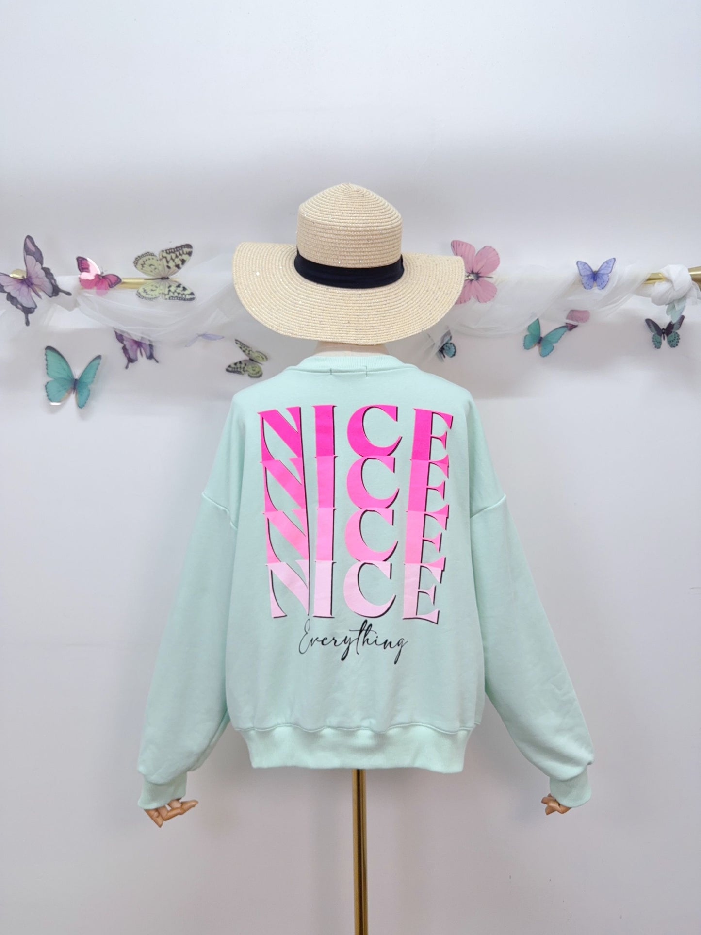 Sweater NICE