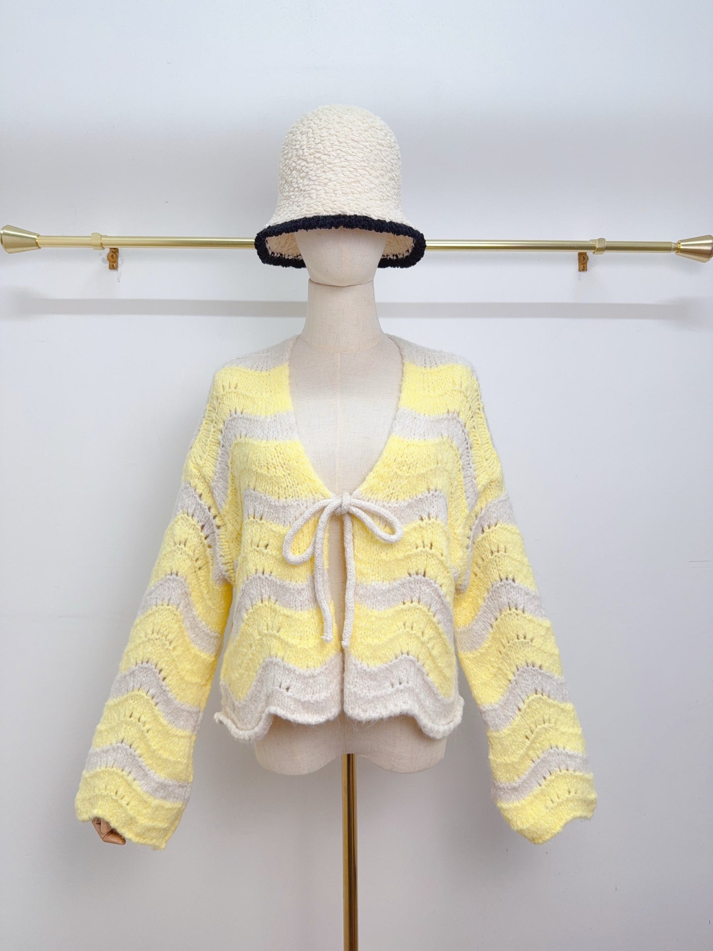 Strick Cardigan Wellen Schleifchen