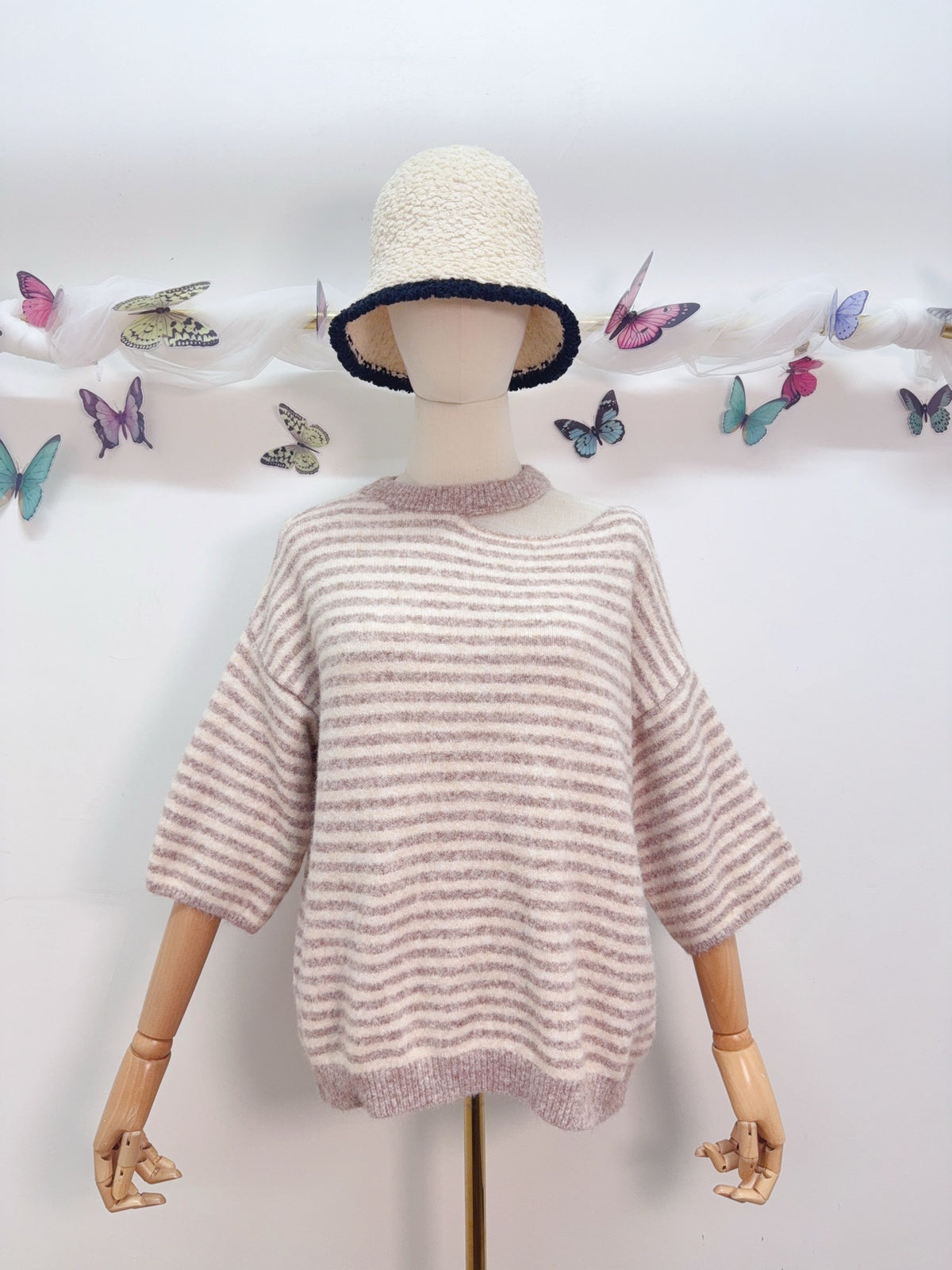 Pullover Shoulder