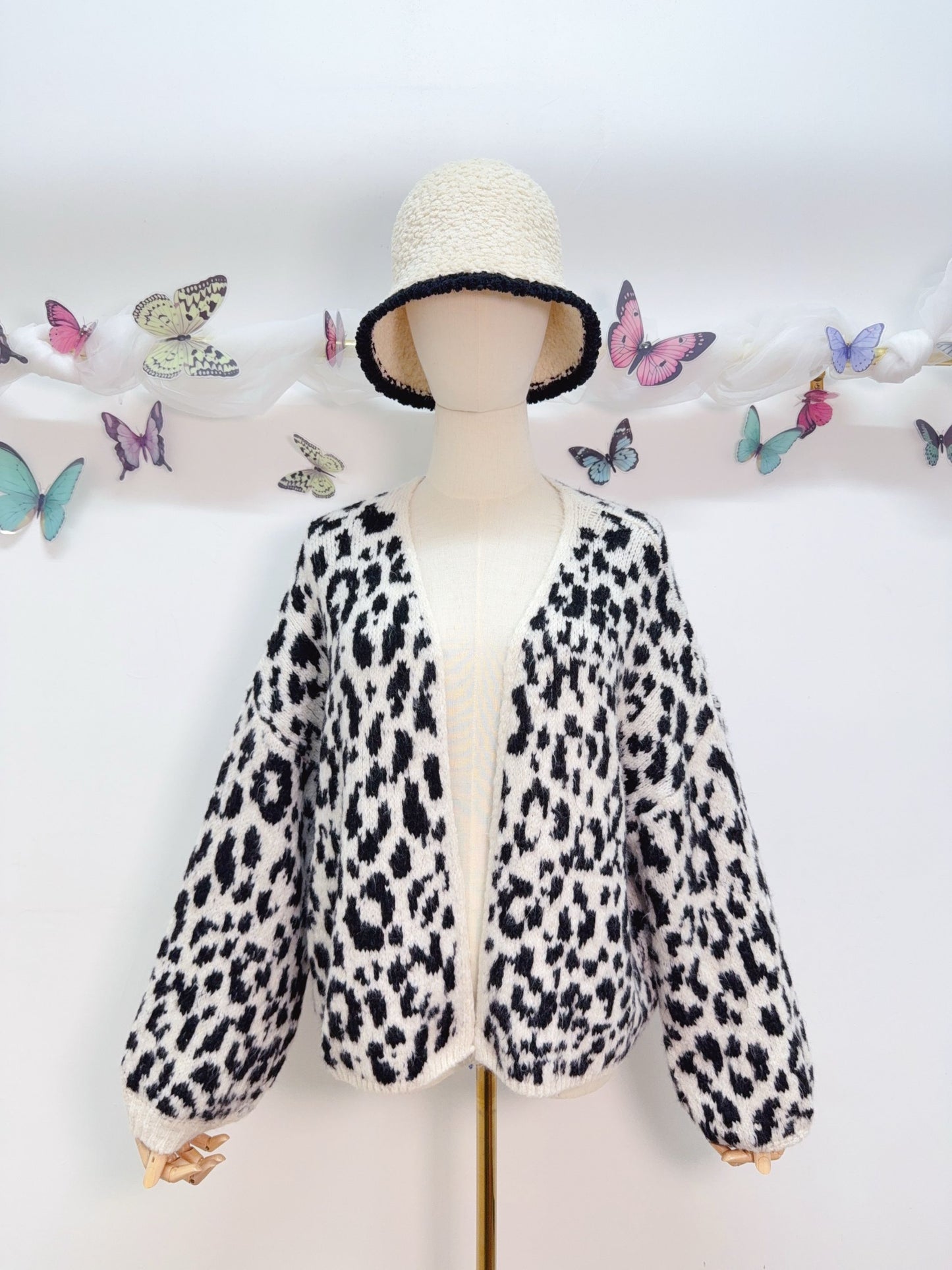 Cardigan Strick Leo