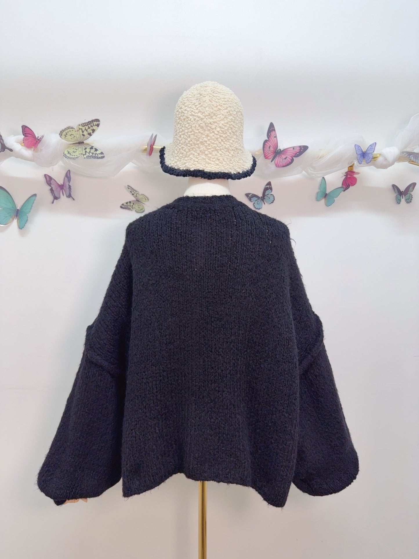 Cardigan Goldknöpfe