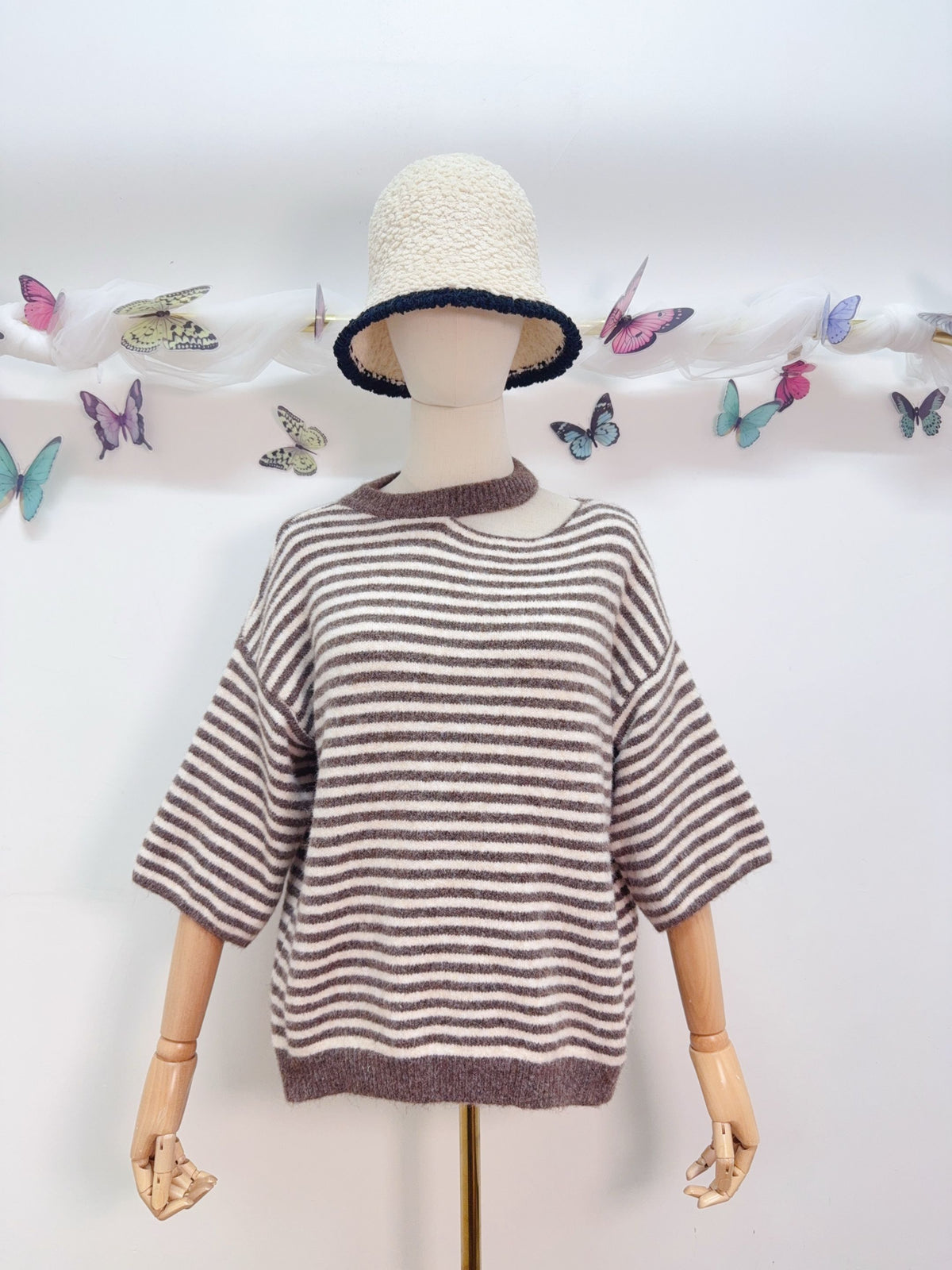 Pullover Shoulder
