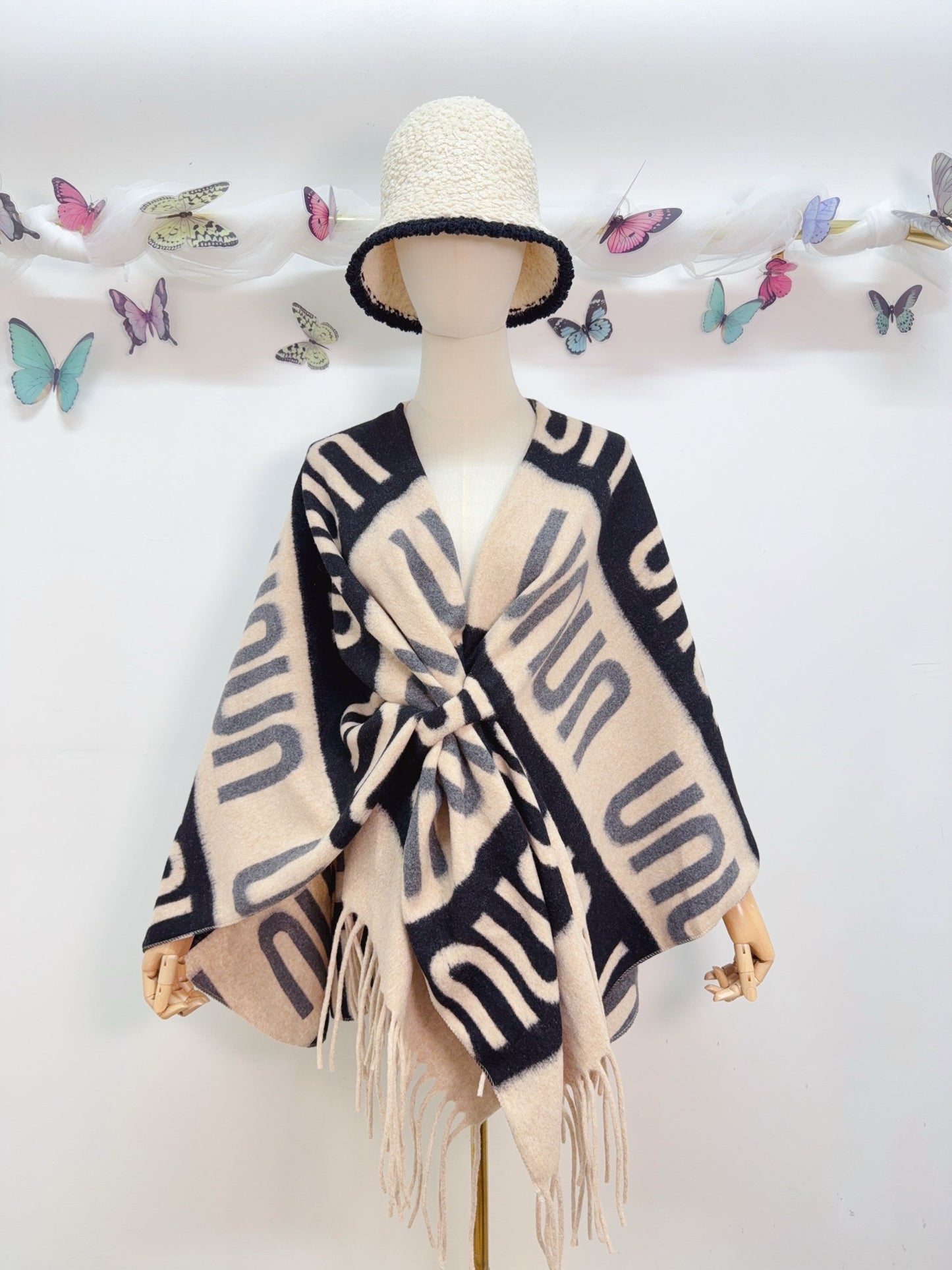 Poncho Streifen