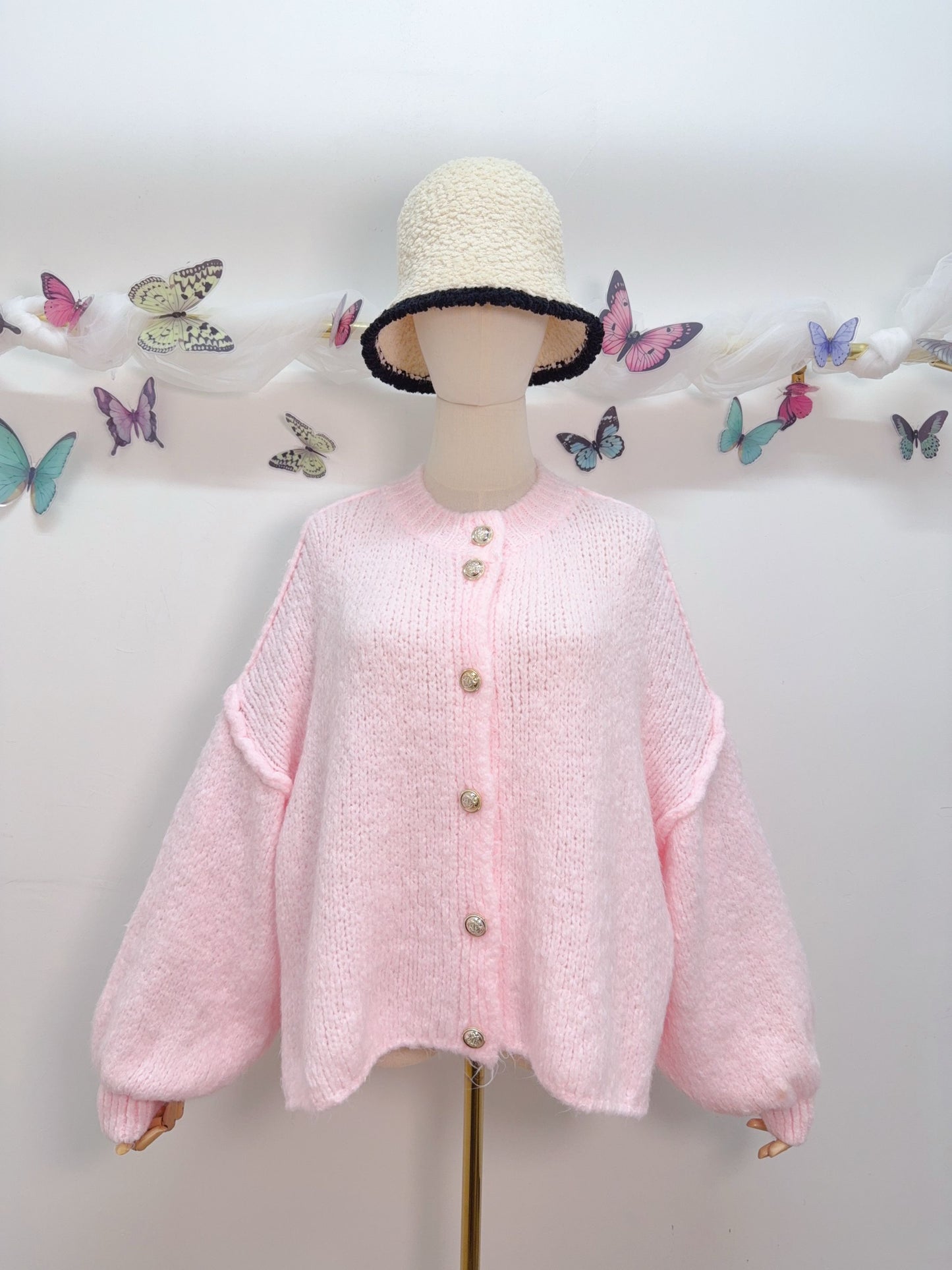 Cardigan Goldknöpfe