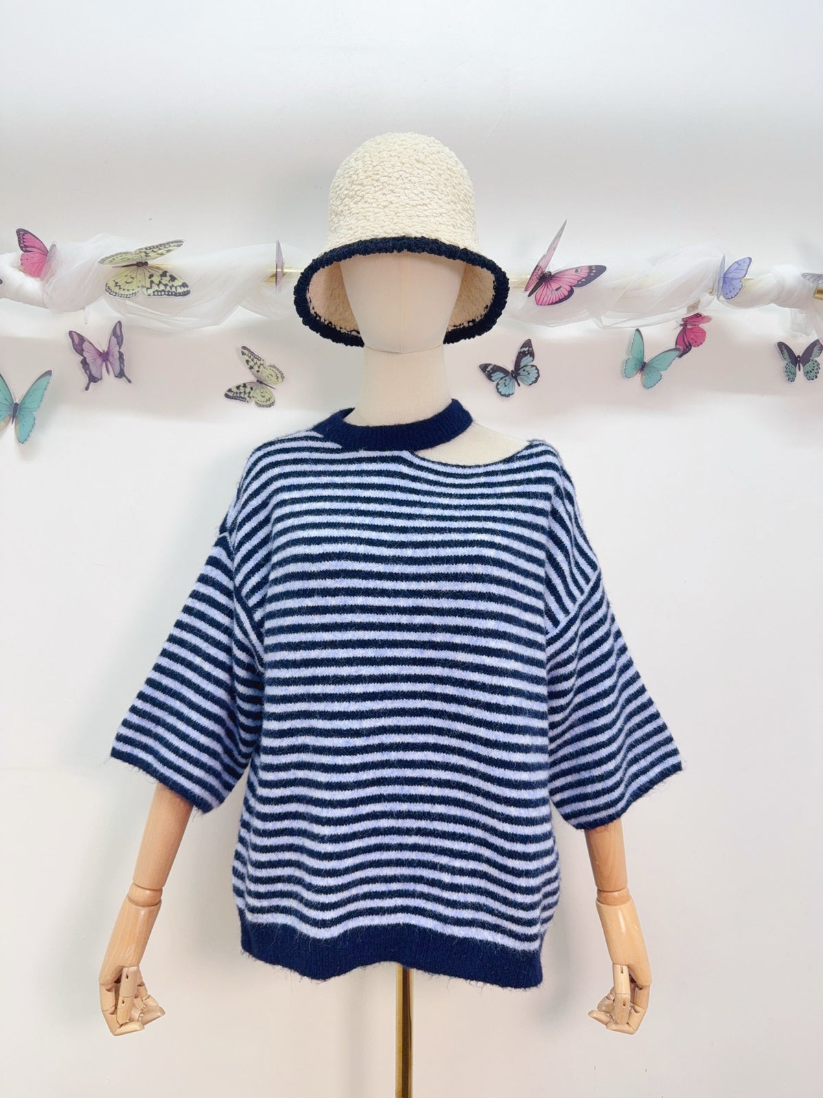 Pullover Shoulder