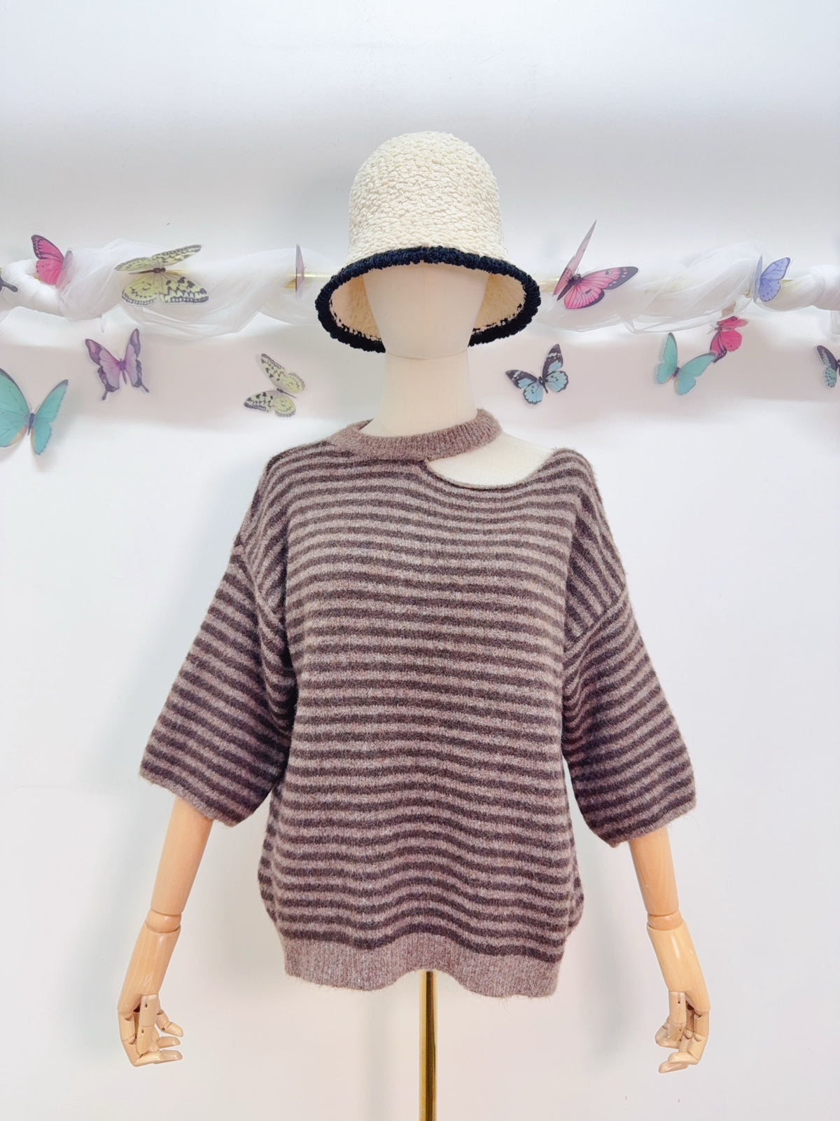 Pullover Shoulder