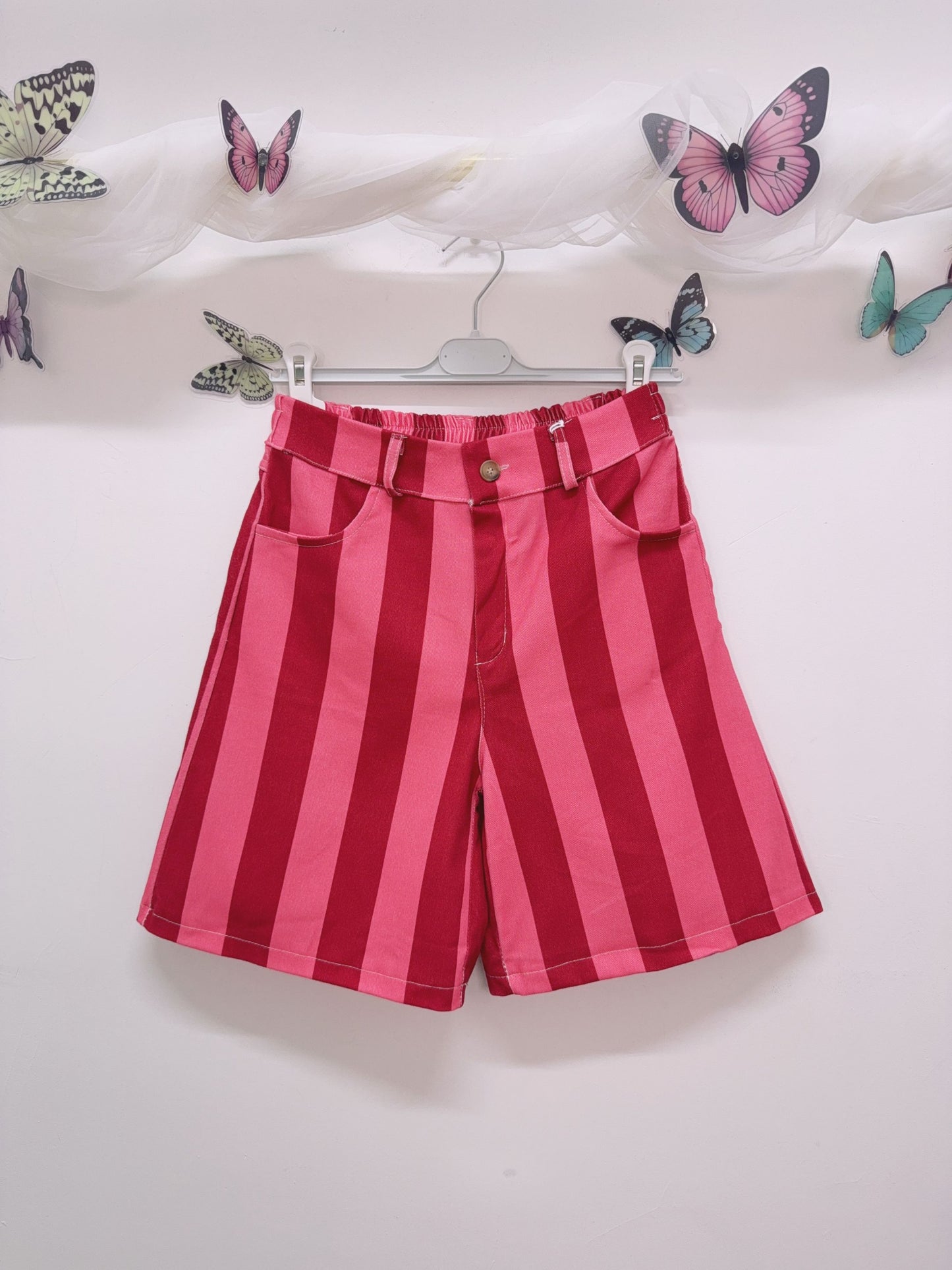 Shorts Streifen