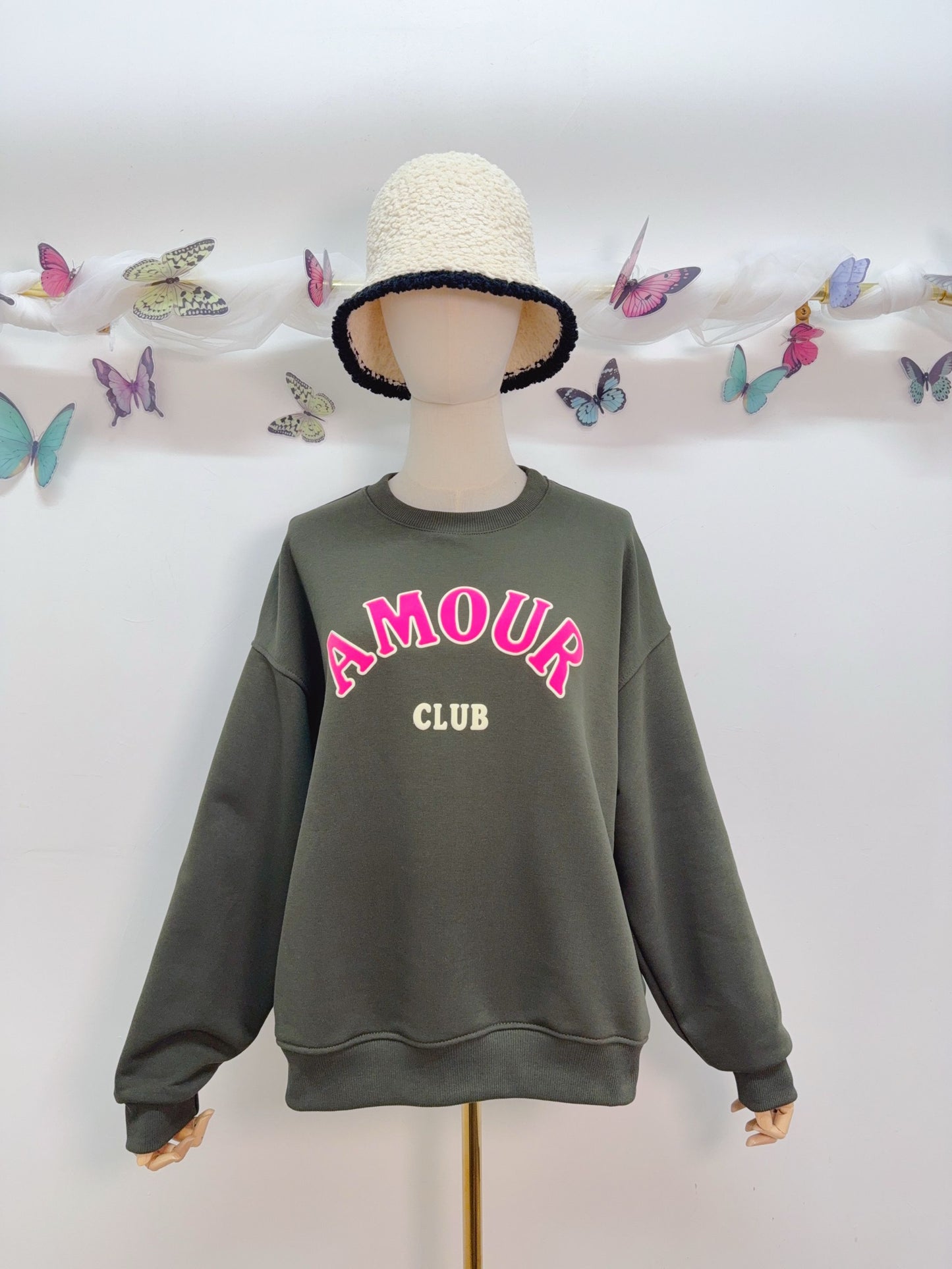 Sweater Amour Club