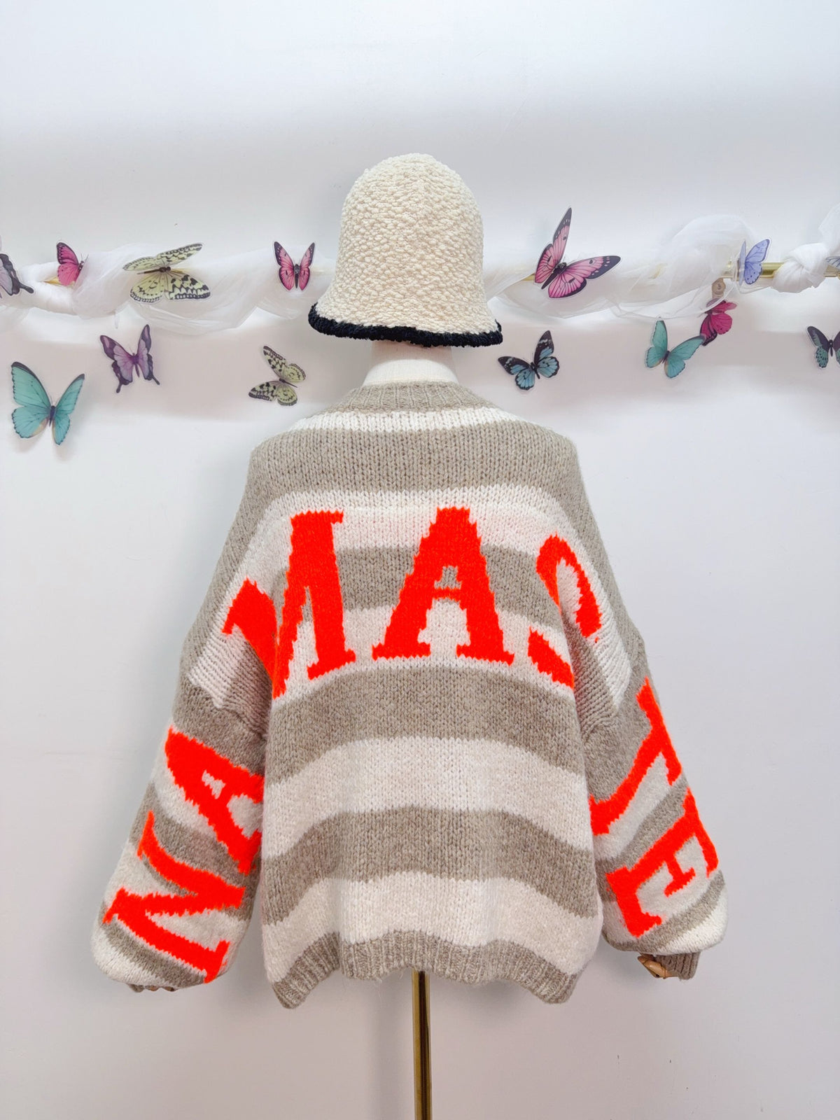 Namaste Pullover