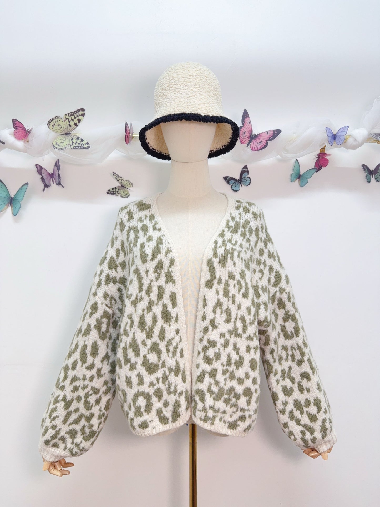 Cardigan Strick Leo