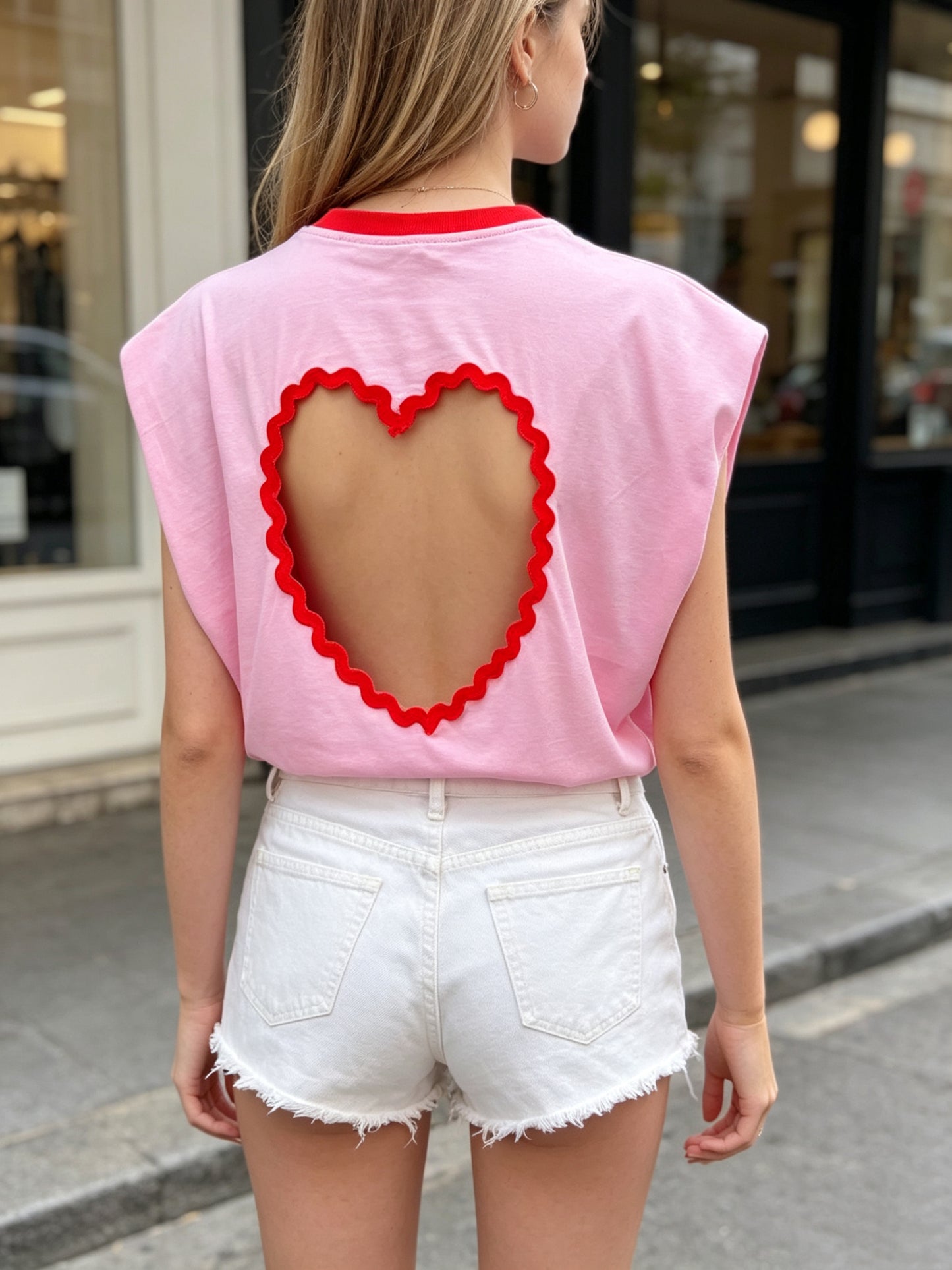 T-Shirt Herz Rückenausschnitt