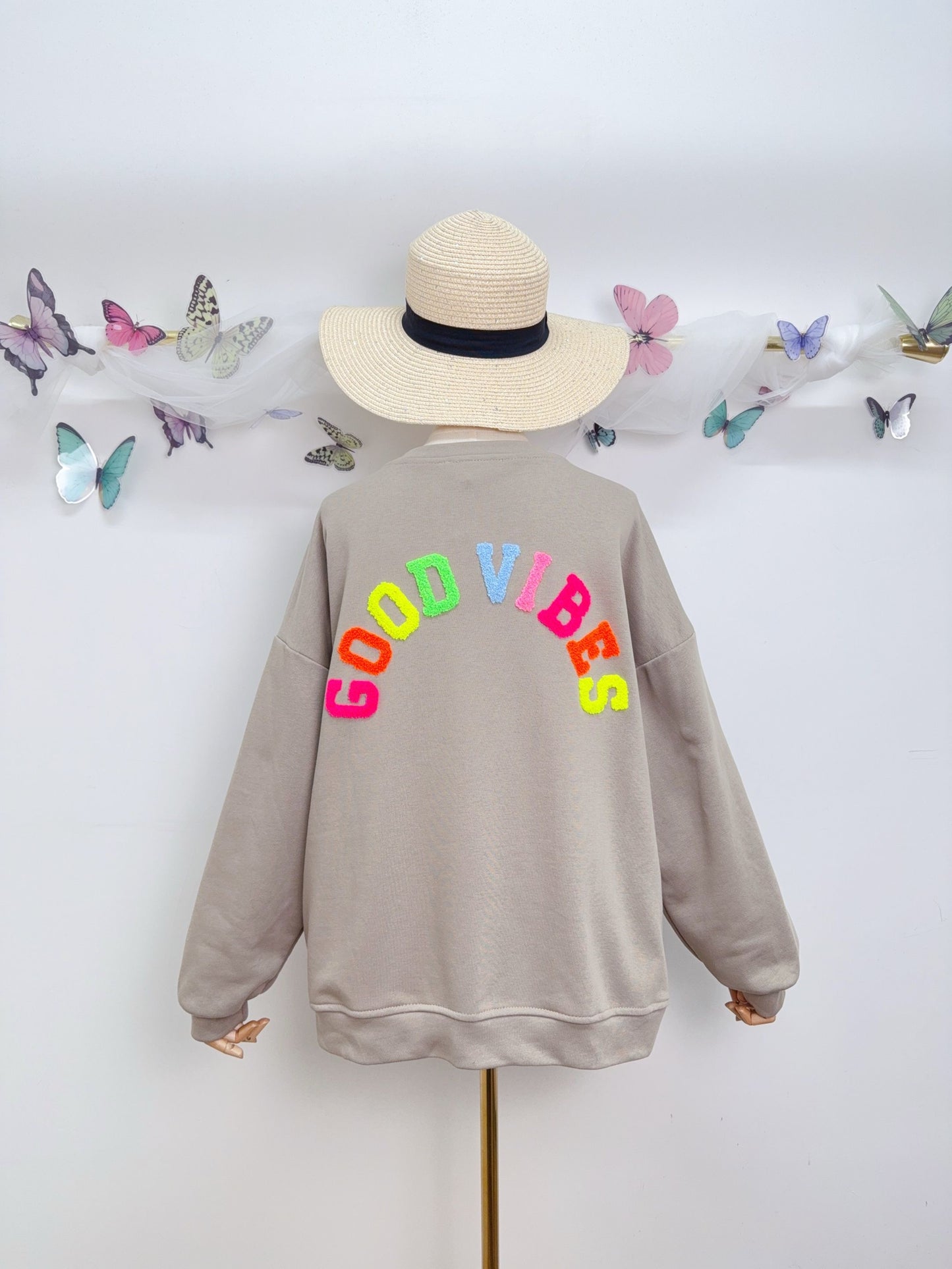Sweater Good Vibes