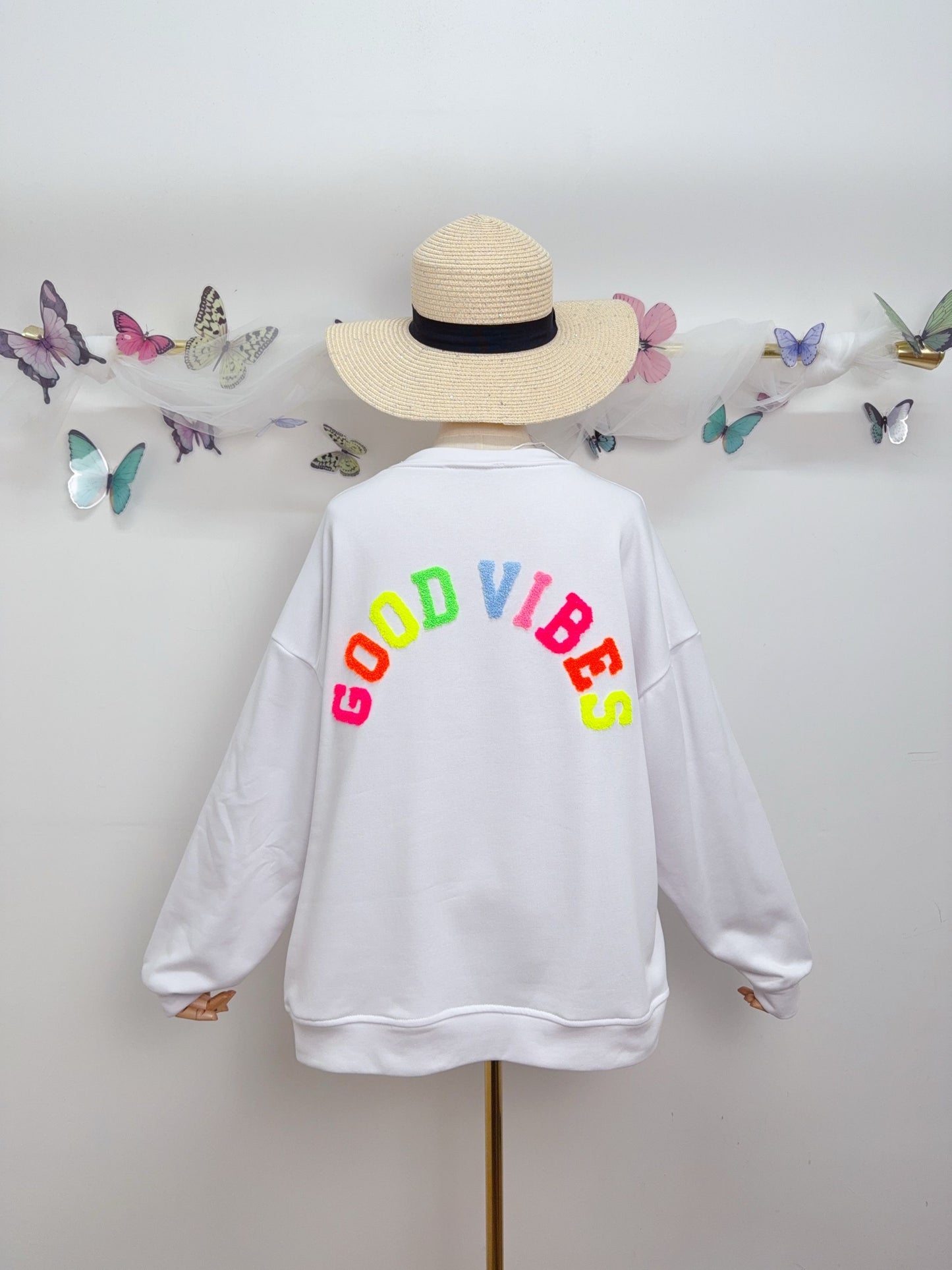 Sweater Good Vibes